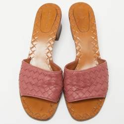 مملوكة مسبقًا Bottega Veneta Pink Intrecciato Leather Slide Sandals Size 39.5