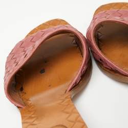 مملوكة مسبقًا Bottega Veneta Pink Intrecciato Leather Slide Sandals Size 39.5