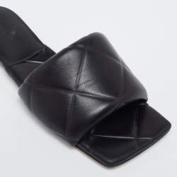 مملوكة مسبقًا حذاء فلات سلايد بوتيغا فينيتا ليدو جلد مبطن أسود مقاس 37.5