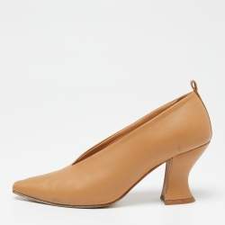 Pre Owned Bottega Veneta Tan Leather Almond-Toe Pumps Size 35