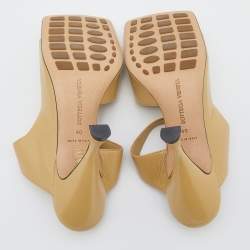 Pre Owned صندل سلايد بوتيغا فينيتا جلد أصفر لاغونا مقدمة مربعة مقاس 40