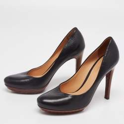 مملوكة مسبقًا Bottega Veneta Black Leather Round Toe Pumps Size 38