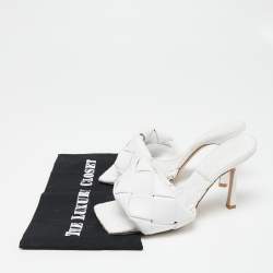 Pre Owned حذاء سلايد بوتيغا فينيتا ليدو جلد إنترشياتو أبيض مقاس 38