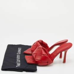 Pre Owned صندل سلايد بوتيغا فينيتا جلد إنترشييتو أحمر مقدمة مربعة مقاس 39