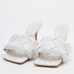 مملوكة مسبقًا صندل سلايد بوتيغا فينيتا ليدو جلد إنترشياتو أبيض مقاس 36