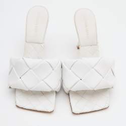 مملوكة مسبقًا صندل سلايد بوتيغا فينيتا ليدو جلد إنترشياتو أبيض مقاس 36