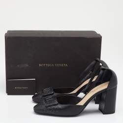 مملوكة مسبقًا صندل بوتيغا فينيتا جلد أسود سير كاحل مقاس 37