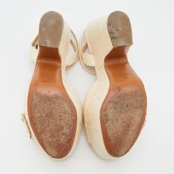 مملوكة مسبقًا Bottega Veneta Off-White Leather Butterfly Embossed Ankle Strap Platform Wedge Sandals Size 39