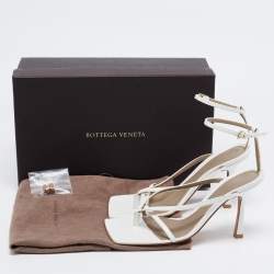 مملوكة مسبقًا Bottega Veneta White Leather Thong Sandals Size 37