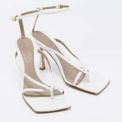 مملوكة مسبقًا Bottega Veneta White Leather Thong Sandals Size 37