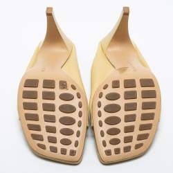 Pre Owned Bottega Veneta Light Yellow Leather Toe Ring Sandals Size 39