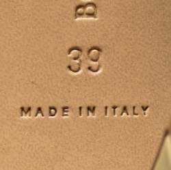 Pre Owned Bottega Veneta Light Yellow Leather Toe Ring Sandals Size 39