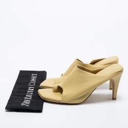Pre Owned Bottega Veneta Light Yellow Leather Toe Ring Sandals Size 39