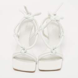 مملوكة مسبقًا Bottega Veneta White Leather Knotted Ankle Strap Sandals Size 37