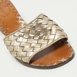 مملوكة مسبقًا Bottega Veneta Gold Leather Ravello Slide Sandals Size Size 38
