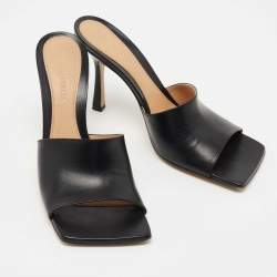 Pre Owned Bottega Veneta Black Leather Square Toe Slide Sandals Size 38.5