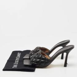 Pre Owned Bottega Veneta Black Quilted Leather Lido Slide Sandals Size 39