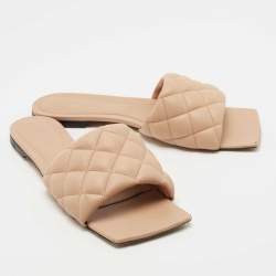 مملوكة مسبقًا Bottega Veneta Beige Quilted Leather Lido Flat Slides Size 40.5