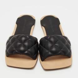 Pre Owned Bottega Veneta Black Leather Flat Slides Size 38