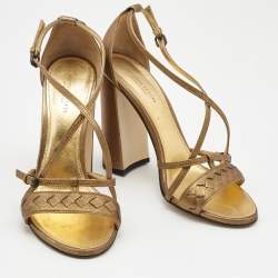 مملوكة مسبقًا Bottega Veneta Metallic Intrecciato Leather Block Heel Slingback Sandals Size 37.5