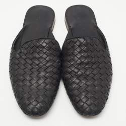 مملوكة مسبقًا Bottega Veneta Black Intrecciato Leather Fiandra Flat Mules Size 39.5