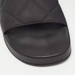 Pre Owned Bottega Veneta Black Quilted Rubber Pool Slides Size 38