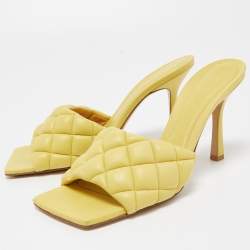 Pre Owned Bottega Veneta Yellow Quilted Leather Slide Sandals Size 39