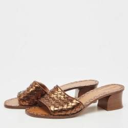 مملوكة مسبقًا Bottega Veneta Metallic Leather Ravello Sandals Size 39