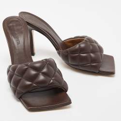 Pre Owned Bottega Veneta Brown Quilted Padded Leather Slide Sandals Size 38.5