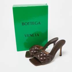 Pre Owned Bottega Veneta Brown Quilted Leather Padded Slide Sandals Size 40