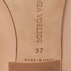 مملوكة مسبقًا Bottega Veneta Beige Leather Almond Mules Size 37