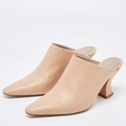 مملوكة مسبقًا Bottega Veneta Beige Leather Almond Mules Size 37