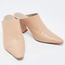 مملوكة مسبقًا Bottega Veneta Beige Leather Almond Mules Size 37
