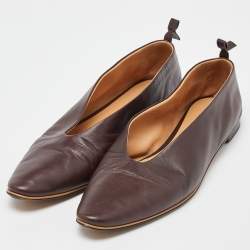 مملوكة مسبقًا حذاء فلات بوتيغا فينيتا مقدمة لوزية جلد أسود مقاس 38