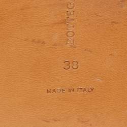 مملوكة مسبقًا Bottega Vaneta Metallic Purple Intrecciato Foil Leather Ravello Flat Slides Size 38