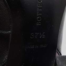 مملوكة مسبقًا Bottega Veneta Black/Purple Leather Pumps Size 37.5