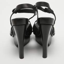 مملوكة مسبقًا Bottega Veneta Black Leather Wedge Platform Ankle Strap Sandals Size 40