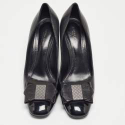 Pre Owned Bottega Veneta Black Patent and Leather Cap Toe Bow Pumps Size 40