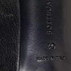 Pre Owned Bottega Veneta Black Patent and Leather Cap Toe Bow Pumps Size 40