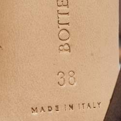 مملوكة مسبقًا Bottega Veneta Metallic Brown Leather Stretch Ankle Strap Sandals Size 38