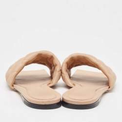 مملوكة مسبقًا Bottega Veneta Beige Padded Leather Flat Slides Size 39