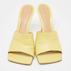 مملوكة مسبقًا Bottega Veneta Yellow Leather Stretch Slide Sandals Size 41