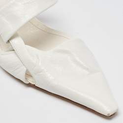 مملوكة مسبقًا Bottega Veneta White Crackle Leather The Point Slingback Sandals Size 40.5