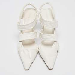 مملوكة مسبقًا Bottega Veneta White Crackle Leather The Point Slingback Sandals Size 40.5