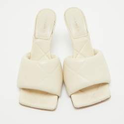 مملوكة مسبقًا Bottega Veneta White Leather Lido Open Toe Slide Sandals Size 39.5