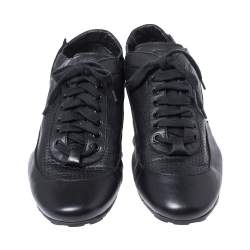 مملوكة مسبقًا Moschino Black Suede Leather Low Top Sneakers Size 43