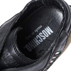مملوكة مسبقًا Moschino Black Suede Leather Low Top Sneakers Size 43