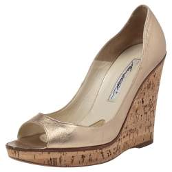 Pre Owned Brian Atwood Gold Leather Cork Wedge Pumps Size 38.5