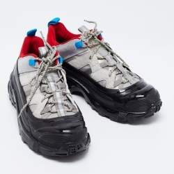 Pre Owned Burberry Black/Grey Fabric And Suede Arthur Sneakers Size 39