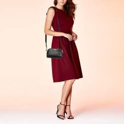 Pre Owned Burberry Black Leather Small Cube Zip Crossbody Bag